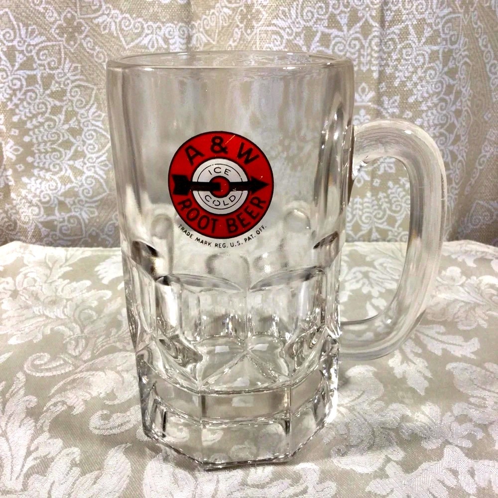 Vintage 1960’s A&W Heavy Glass Bullseye and Arrow Mug